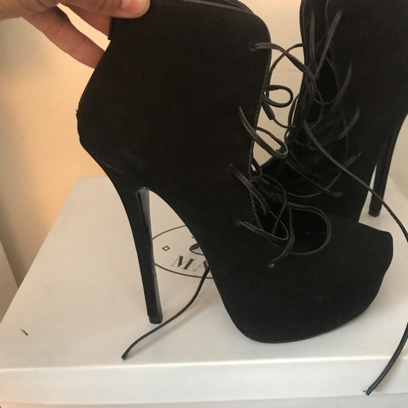 ❤️SOLD❤️Steve Madden Black Heels Size 7 - Picture 2 of 8